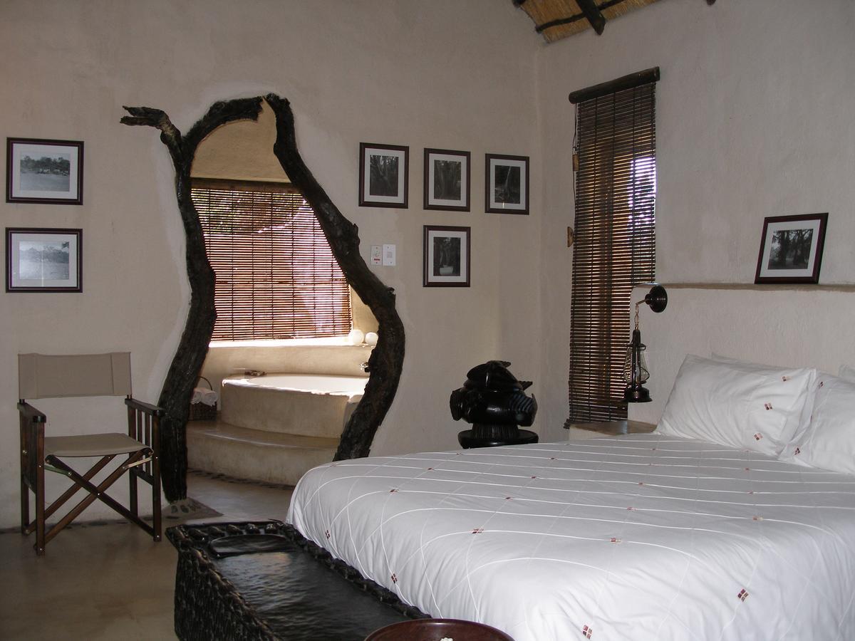 Moholoholo Ya Mati Guest House Kampersrus AH Eksteriør bilde