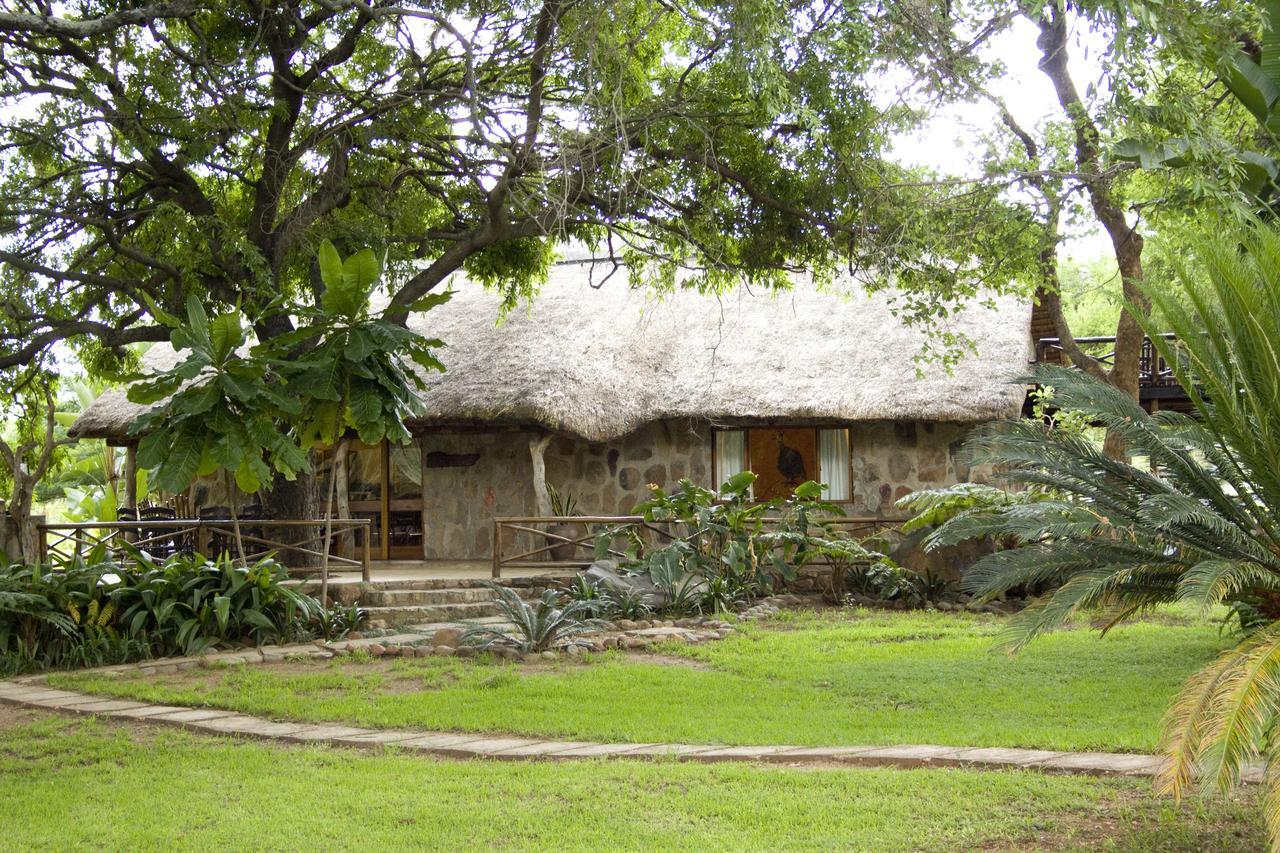 Moholoholo Ya Mati Guest House Kampersrus AH Eksteriør bilde