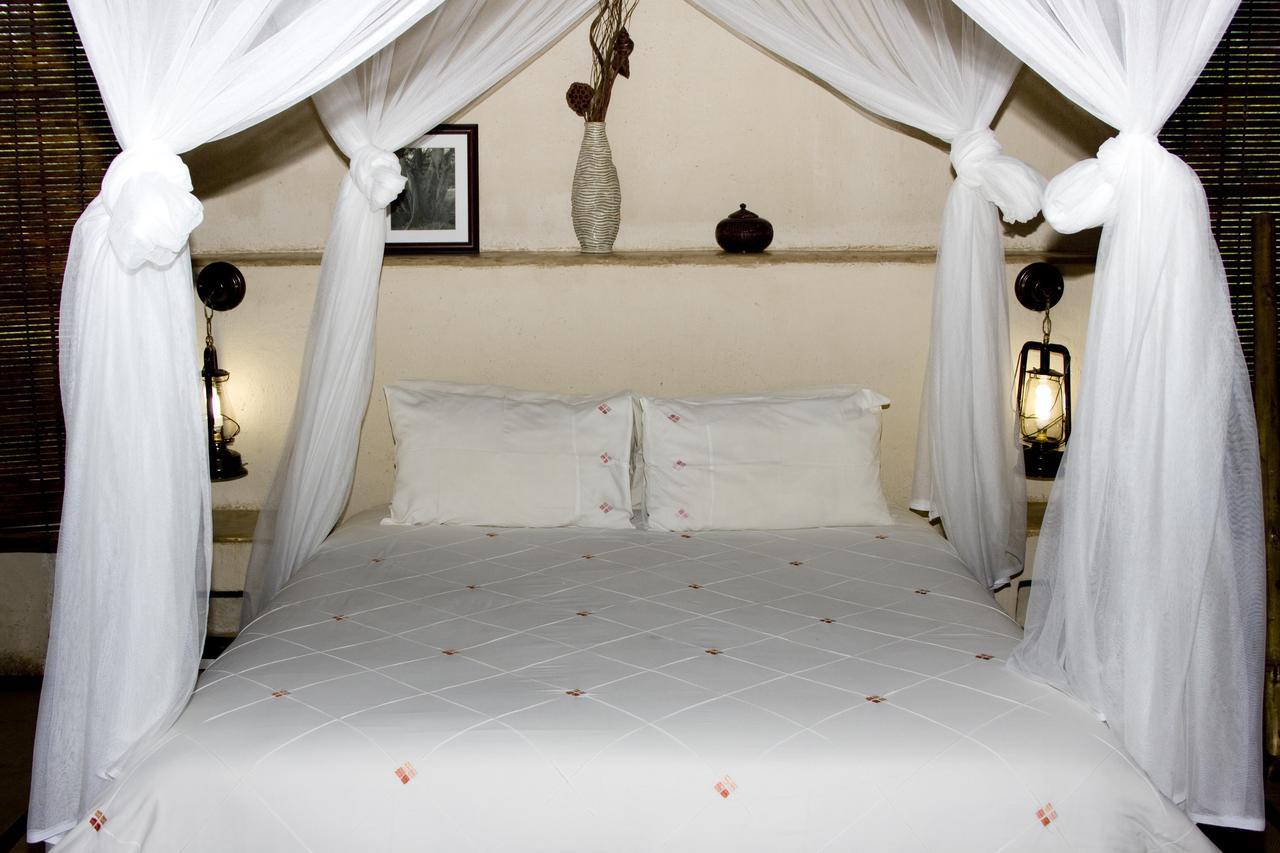 Moholoholo Ya Mati Guest House Kampersrus AH Eksteriør bilde