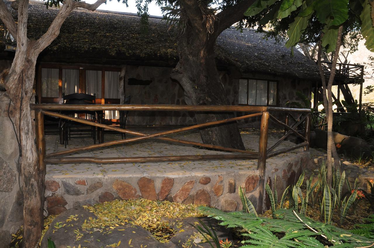 Moholoholo Ya Mati Guest House Kampersrus AH Eksteriør bilde