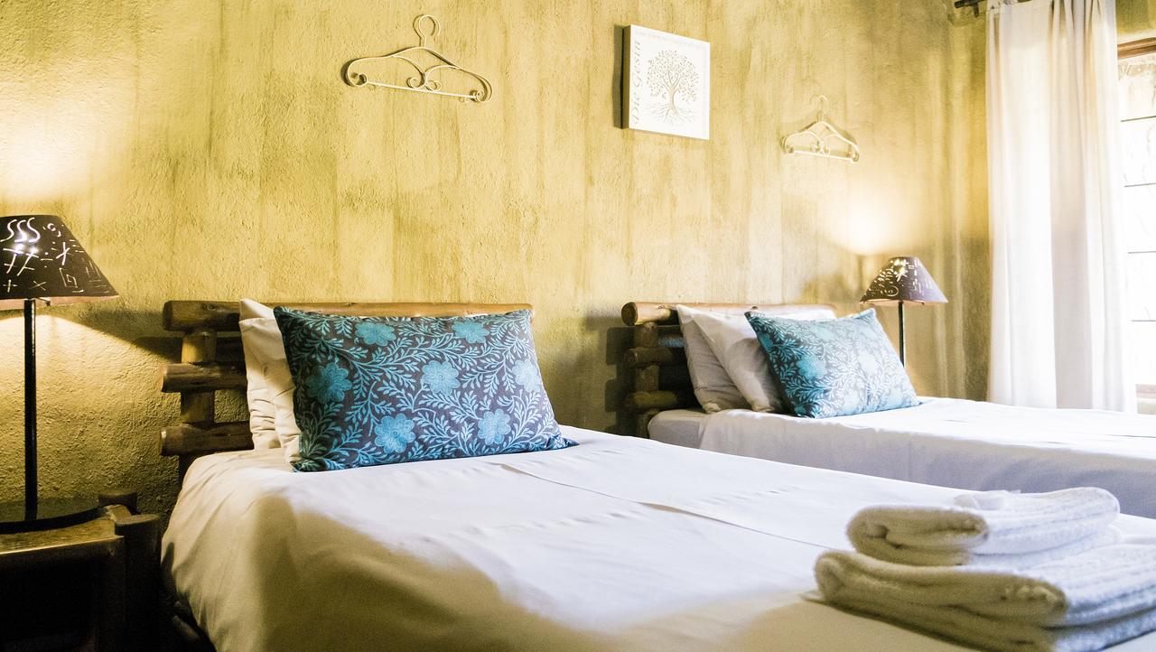 Moholoholo Ya Mati Guest House Kampersrus AH Eksteriør bilde