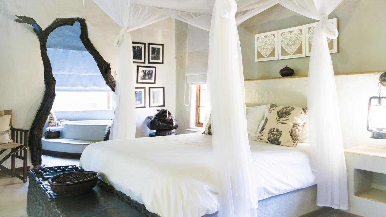 Moholoholo Ya Mati Guest House Kampersrus AH Eksteriør bilde
